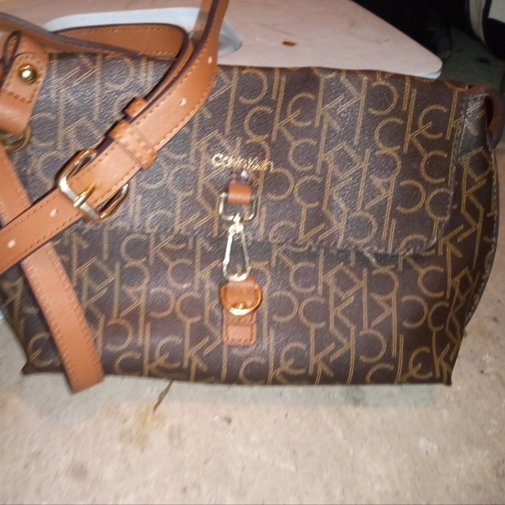 Handbag